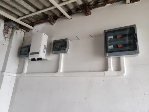 Napelemes panelek téli üzem – Chip-Chup Kft. kivitelezés