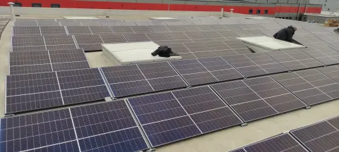 Befejezett napelemes beépítés – átadás előtti állapot